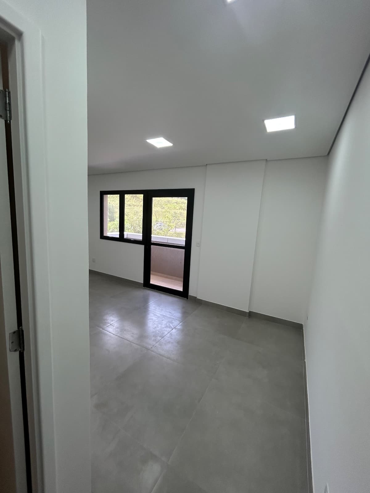 SALA COMERICAL RESERVA JEQUITIBA OFFICE