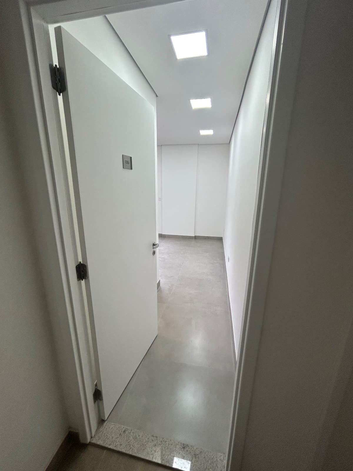 SALA COMERICAL RESERVA JEQUITIBA OFFICE